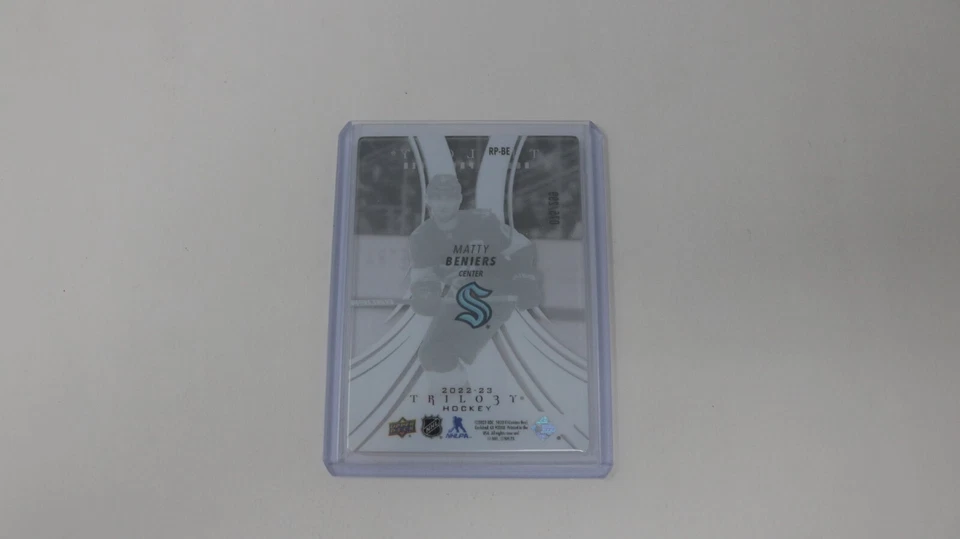 2022-23 UD Trilogy - Rookie Premier #RP-BE Matty Beniers 075/299, PLEXI ,RC, - Image 2 of 2