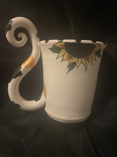 April Gadler Calico Cat Coffee Mug Cup Sunflower Signed Cat Tail Handle Pottery - Picture 3 of 5