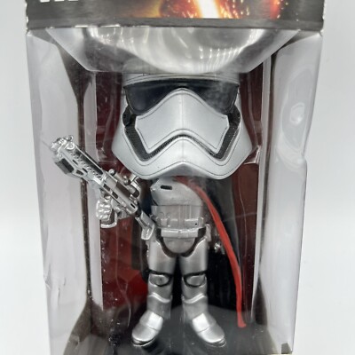 FunkoPop！91 CAPTAIN PHASMA キャプテン　ファズマ Amazon.com: STAR WARS Funko The Force Awakens Wacky Wobbler