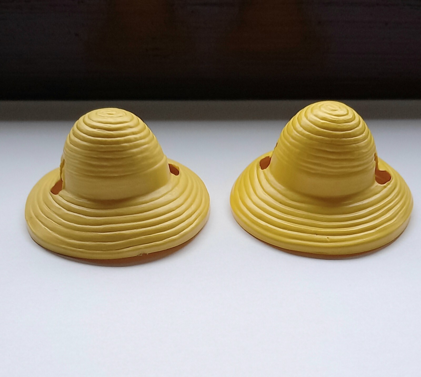 My Little Pony G1 MLP due accessori cappelli gialli originali da Pretty Parlour