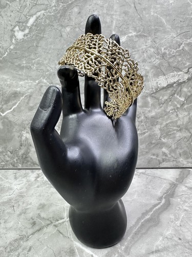 Stella & Dot Cuff Bracelet Classic Grace Lace Leaf Ornate Filigree Gold Tone