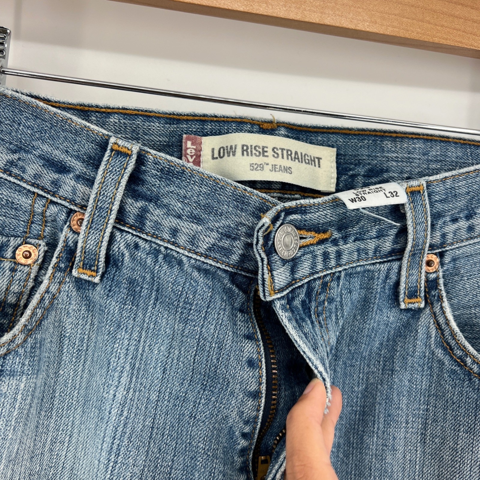 Levi's 529 Low Rise Straight Denim Jeans Y2K '03 Medium Wash 30x32 (30x31) thumbnail 9