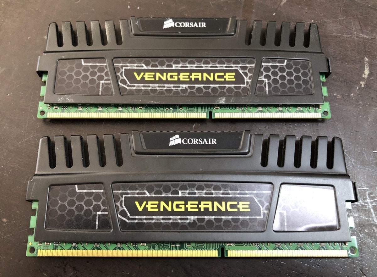 Corsair Vengeance 16GB (2x8GB) PC4-17100 DDR4-2133 Heatsink
