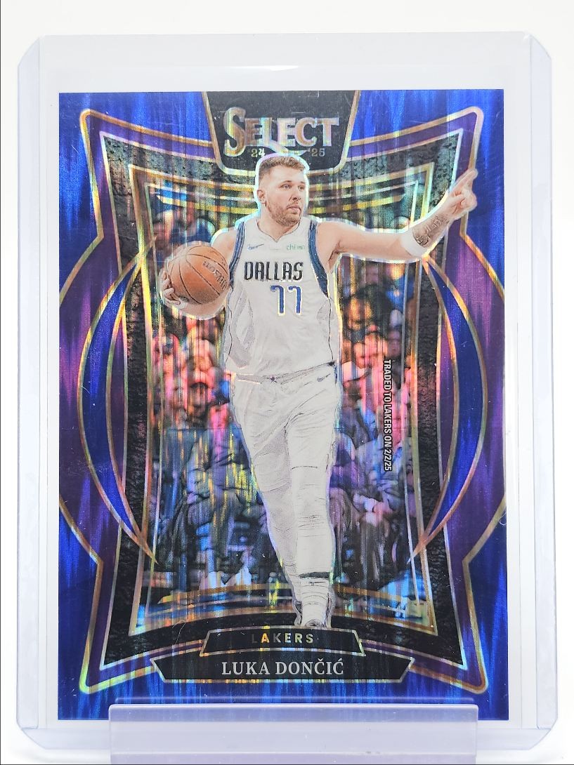 LUKA DONCIC 2024-25 SELECT CONCOURSE BLUE FLASH PRIZM LAKERS /99 Q4856