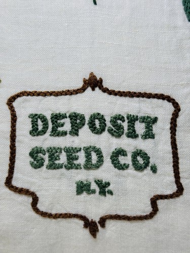 Handbesticktes Deposit Seed Co NY Leinenkissen weiß Gänsefedern 18”x18” - Bild 2 von 7