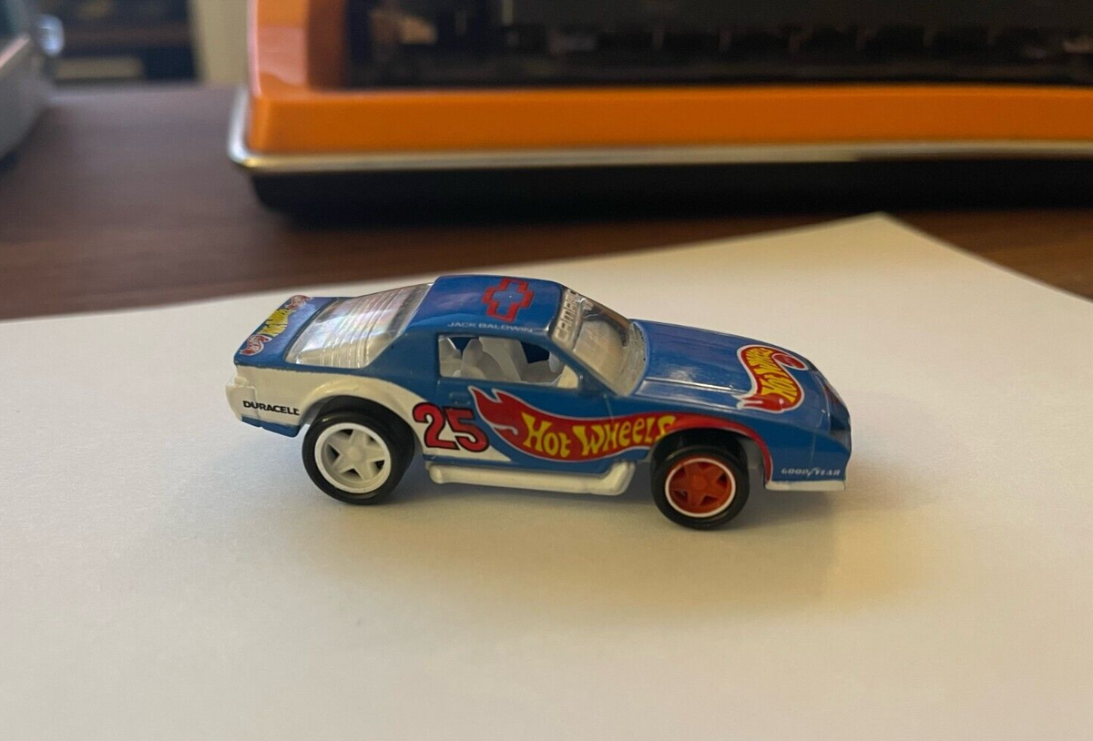 Hot Wheels 1983 Chevy Camaro Jack Baldwin Duracell #25 1:64