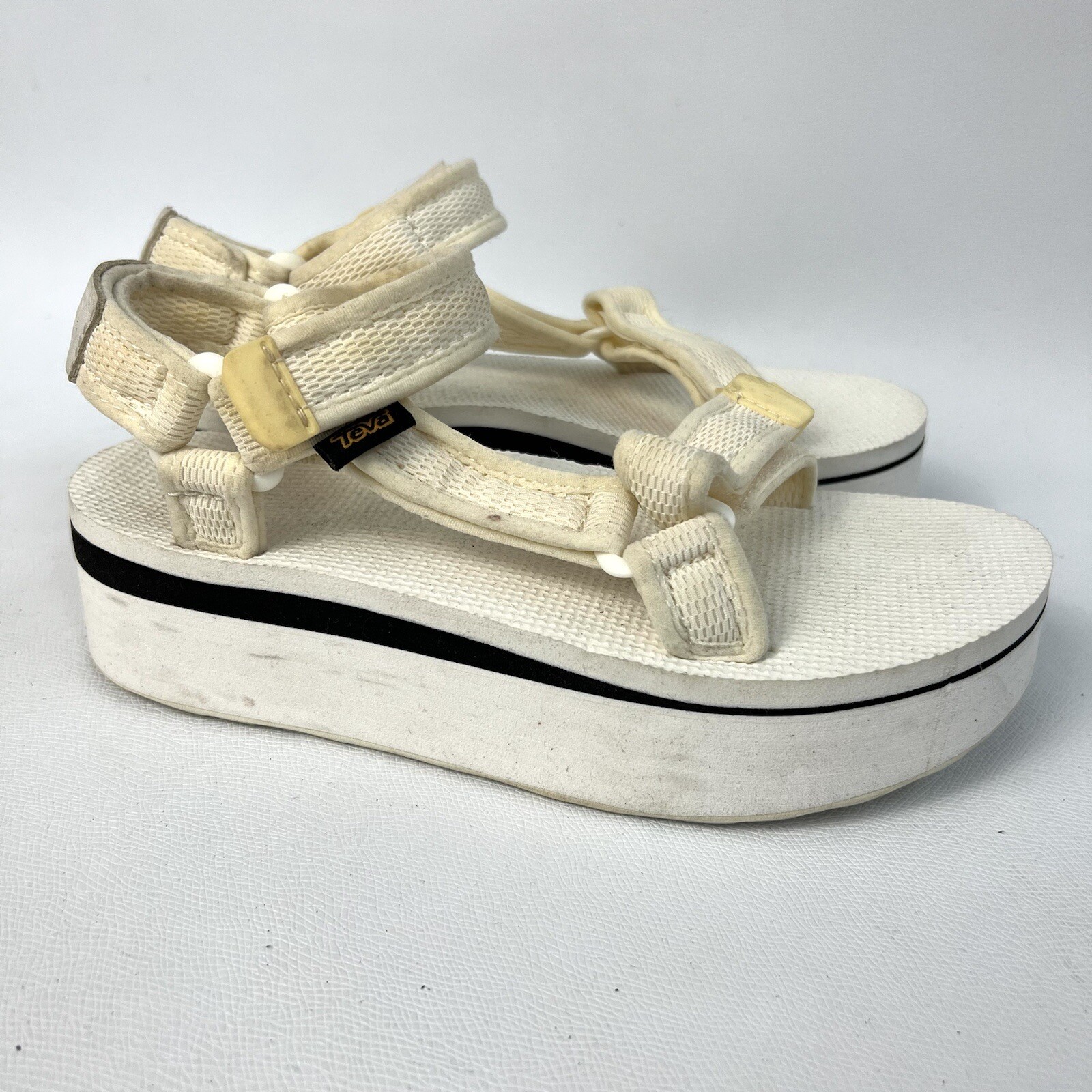 Teva Flatform Universal Mesh Platform Sandals Wom… - image 1