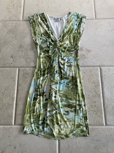 KOSTENLOSER VERSAND Maggy London Kleid Gr. 6 weicher Stretch Strick Twist Front Design