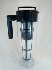 Takeya 2 Qt Cold Brew Coffee/ Ice Tea Maker BPA Free Made in USA