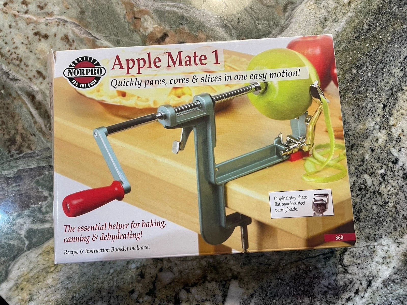 Norpro Apple Mate 1 apple parer, corer, and slicer