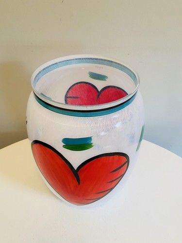Kosta Boda Red Heart Art Glass Vase Ulrica Hydman-Vallien 13" Signed Large Vase - Picture 7 of 11