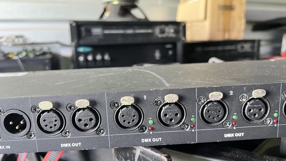 Elation Opto-Branch 4 DMX Splitter To Distribute Boost Signals, 2-Ins, 4-Outs - Image 3 of 4