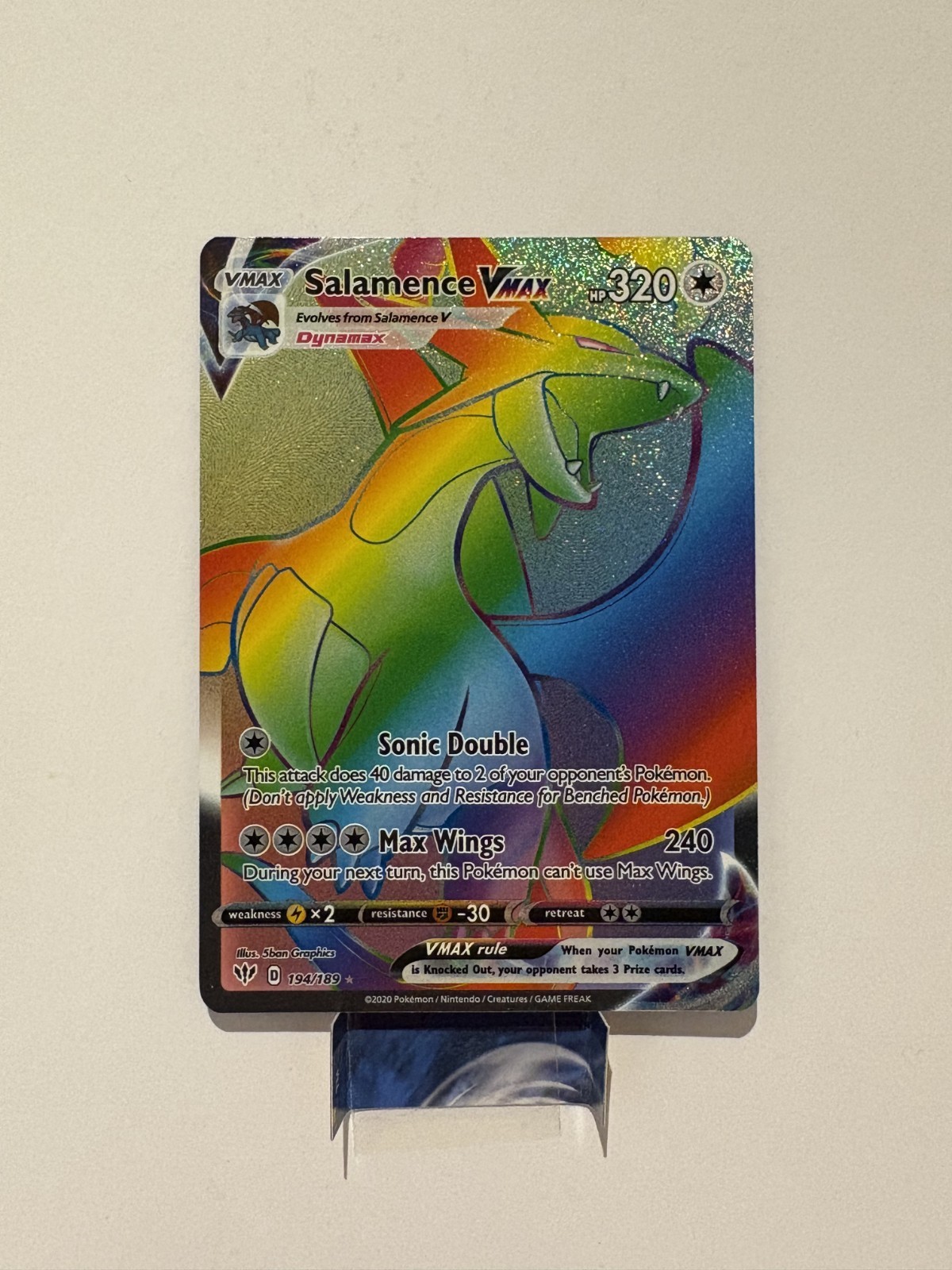 Salamence VMAX Darkness Ablaze Holo Card 194/189 Near Mint Pokemon Rainbow 