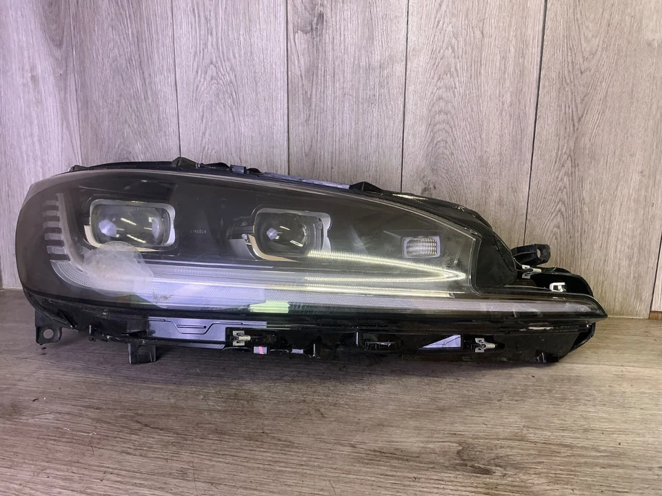 Faro reflector LED #2025 Lincoln Aviator lado del pasajero derecho OEM RC5B13E014CG Foto 3 de 4