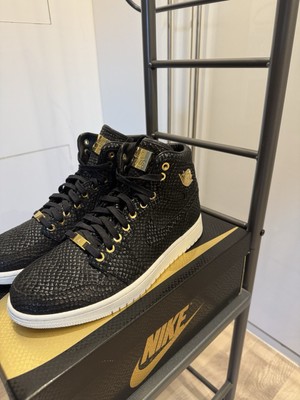 Air Jordan 1 Pinnacle Black/Gold Size 10