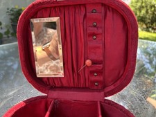 Jewelry box red velvet 