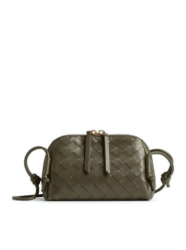 Bottega Veneta $2400 Cypress Concert Leather Pouch Bag New & Authentic