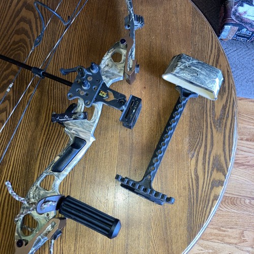 Apline Archery Frontier Compound Bow 70 lb 26-30 dl RH - Picture 13 of 19