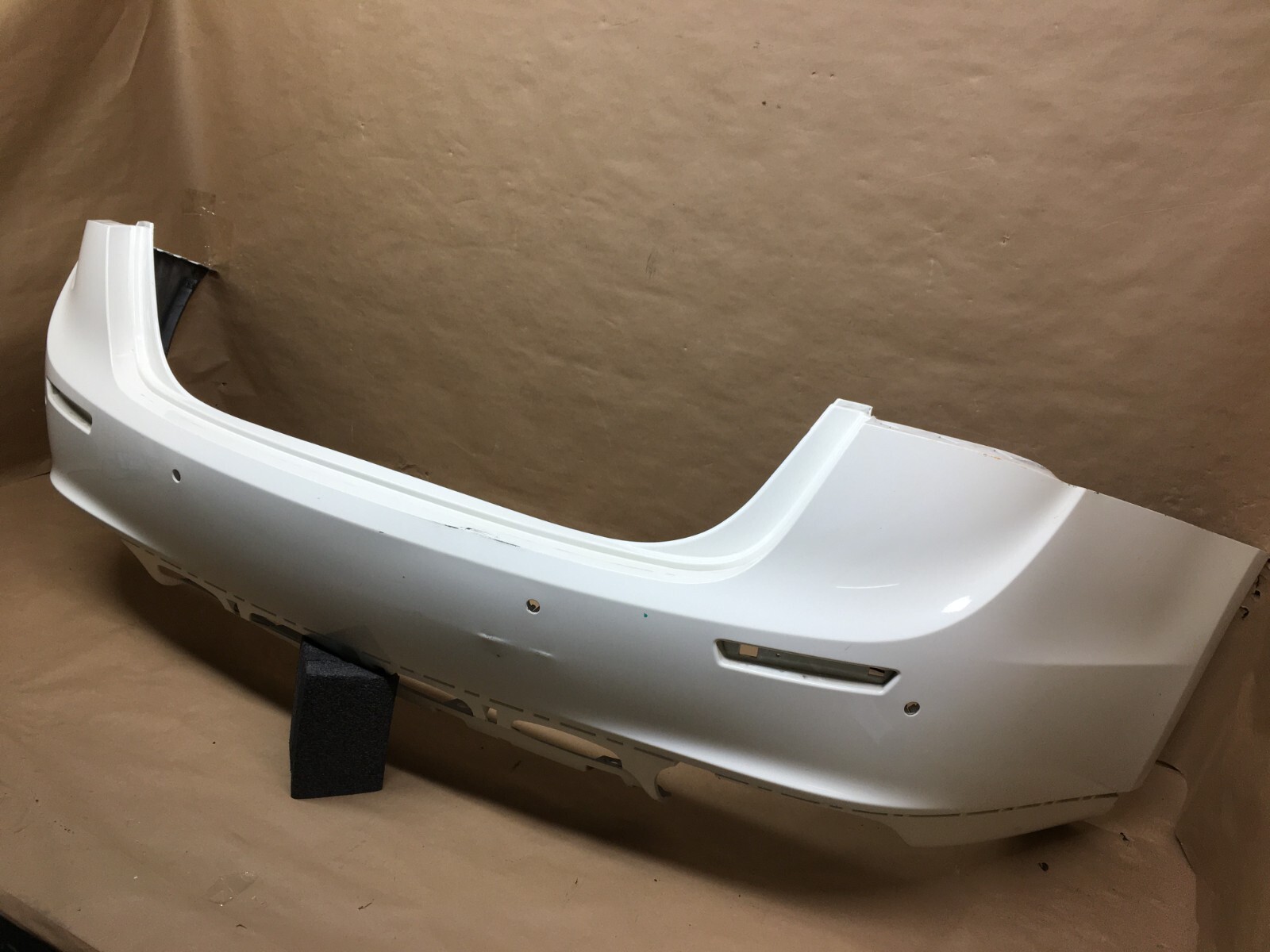 2014-2017 Maserati Ghibli M157 Rear Bumper Cover Oem 670010943 White 14 15 16 17