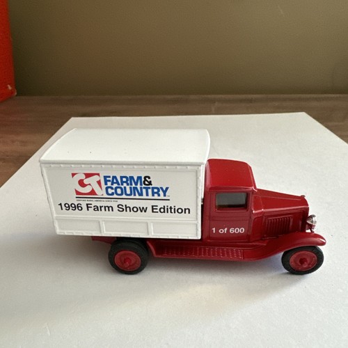 Ertl 1930 Farm & Country Truck, 1996 Farm Show, Very Rare 1/600 - Picture 4 of 8