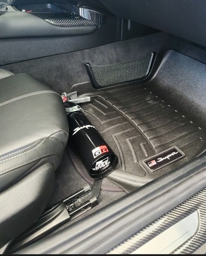 Supporto estintore per Toyota GT86 GR86 Supra Yaris Corolla MR2 Hilux - Foto 36 di 83