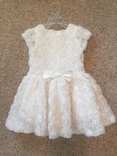 Little Girls Size 3/4 White Dressy Dress