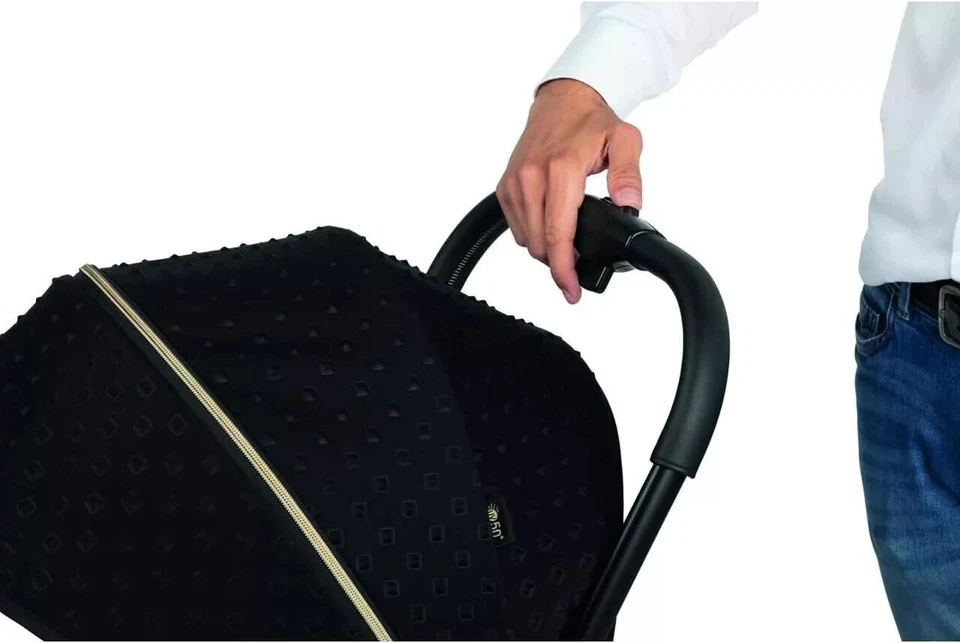 Chicco Goody Stroller (Black and Gold) - Suitable From Birth To 22kg - Image 3 of 4