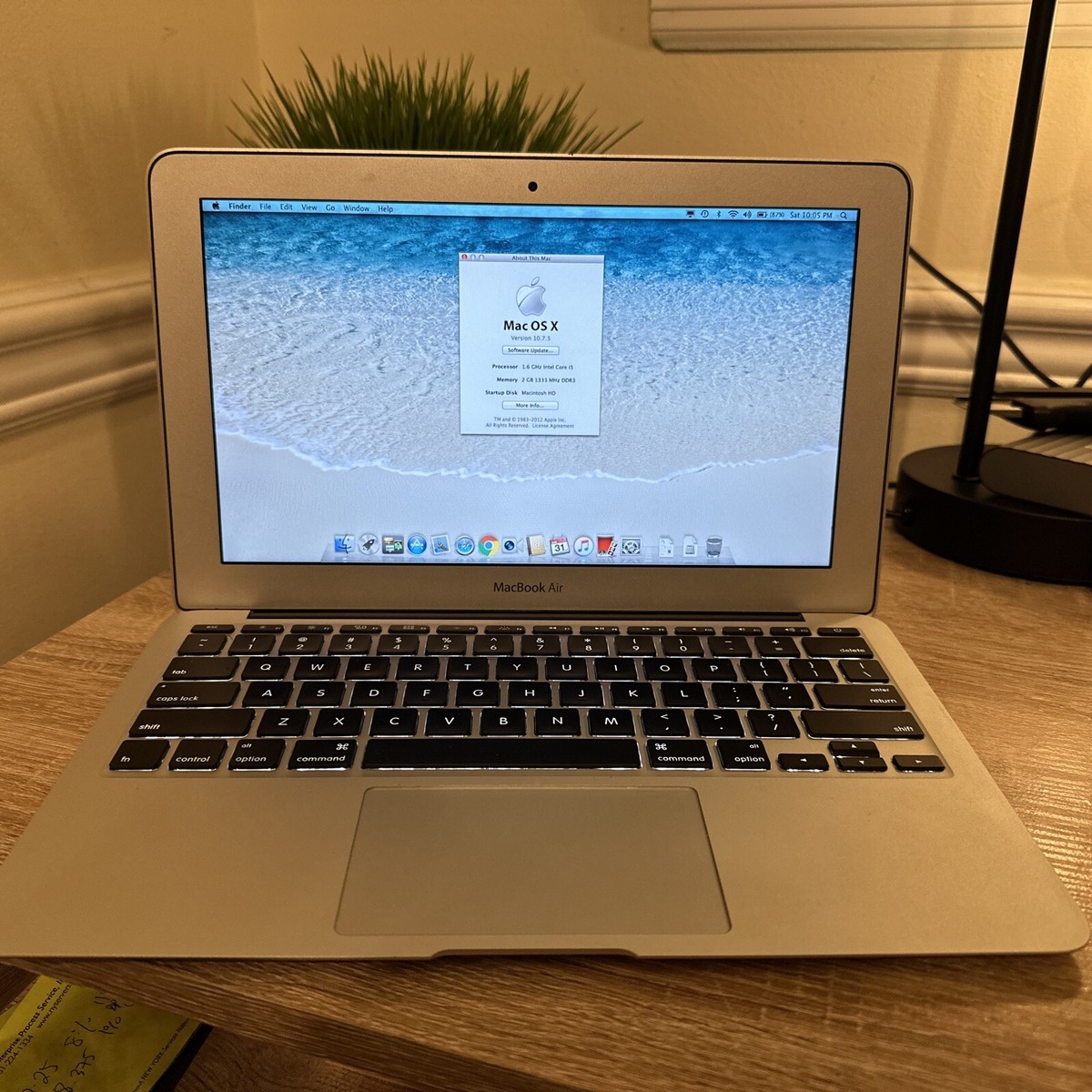 Apple MacBook Air シルバー 11インチ 箱 電源付 Apple MacBook Air 11
