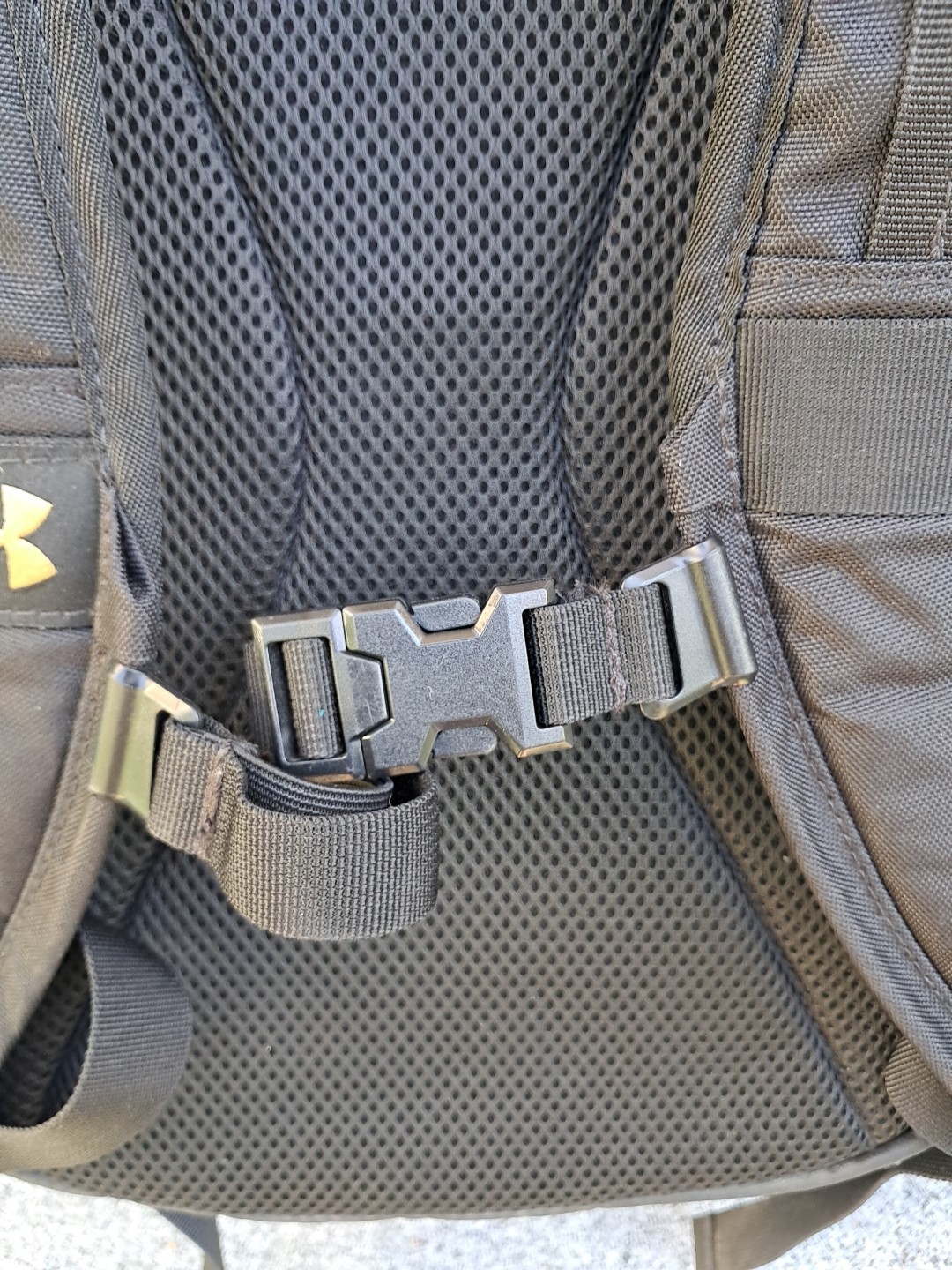 Under Armor Storm Backpack Adjustable Straps Padd… - image 6