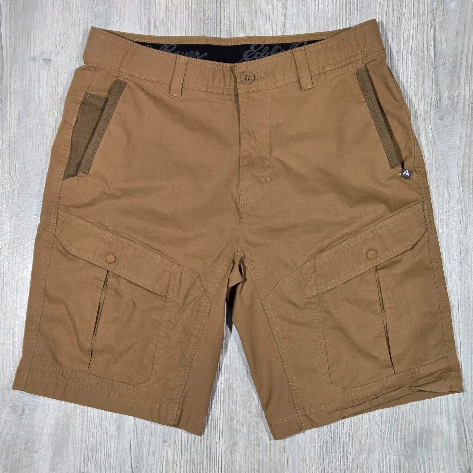 Eddie Bauer First Ascent Guide Pro Cargo Shorts Men Tan Hiking Outdoors 32