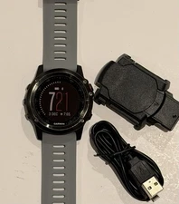 Garmin Fenix 3 Watch - with Charger - TESTED and WORKING