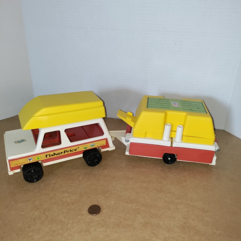 Vintage 1979 Fisher Price Little People - Family Car & Camper Set Boat #992