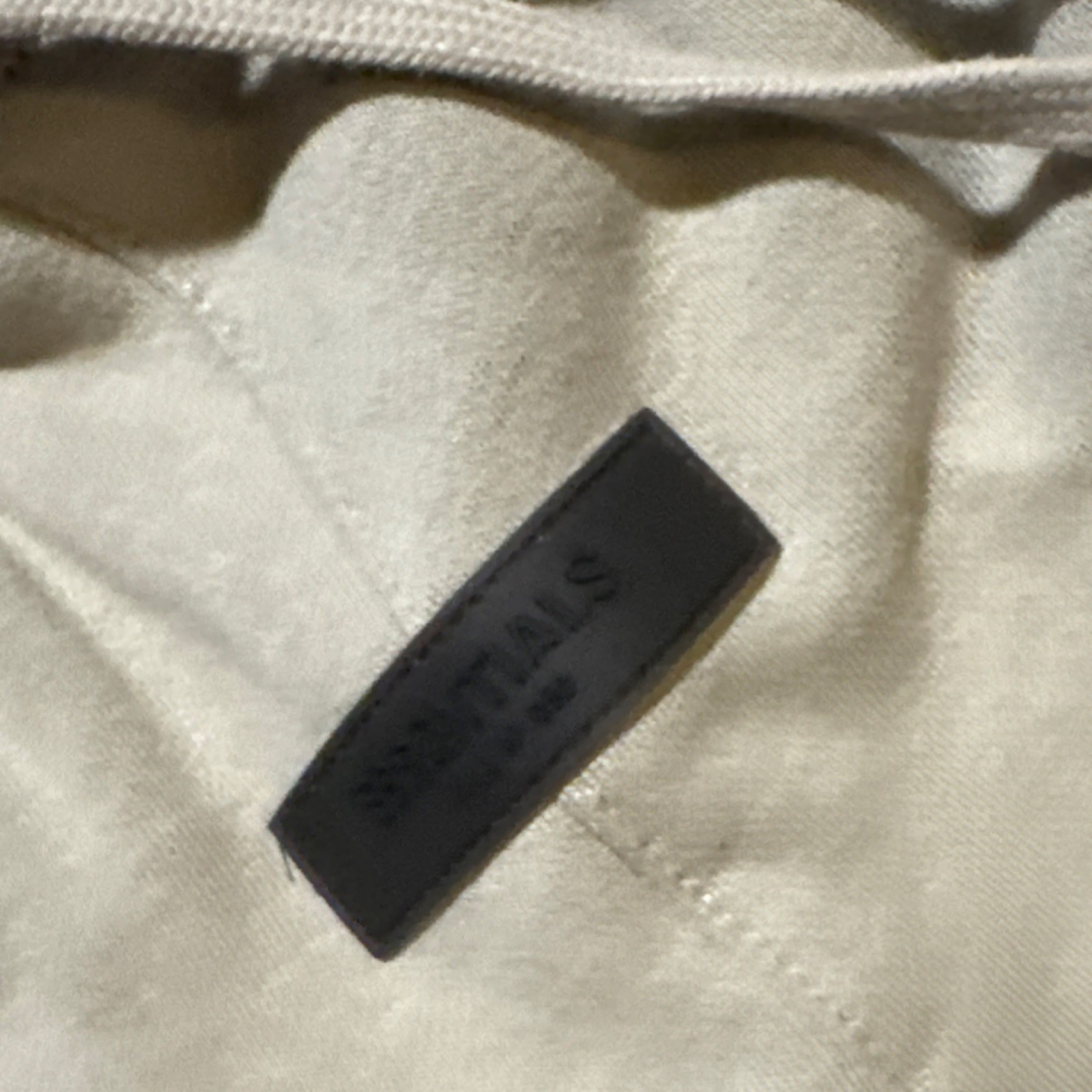 Fear of God Essentials Men's Beige Athletic Shorts S Adjustable Waist Drawstring thumbnail 3