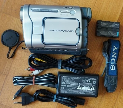 Sony DCR-TRV255E Digital 8 Camcorder Handycam Videokamera Nightshot - Bild 1 von 4