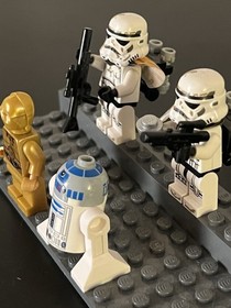 LEGO Star Wars: Droid Escape Star Wars (9490) Complete Read Description!