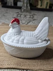 Antique? Vintage Westmoreland White Milk Glass Hen on Nest 5.5" X 5.5"  1 LB