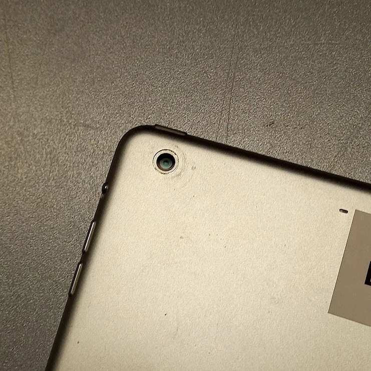 Apple IPAD Mini 2 (A1489) - No Laboral, Para Piezas, Usado, 16GB, Sin Accesorios - Imagen 4 de 4