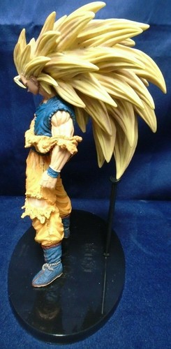 Banpresto Dragon Ball Z Super Saiyan 3 SS3 Goku Statue 2011 - Picture 2 of 4