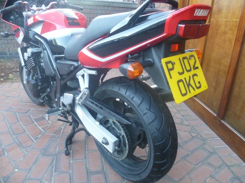 LOWEST MILES YAMAHA FAZER IN U.K FZS 600cc RETRO STREET FIGHTER BIKE MOTORBIKE - Picture 10 of 12