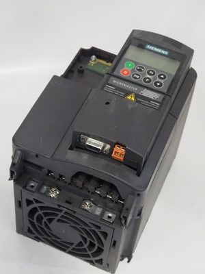 Siemens   6SE6420-2AD24-0BA1 + 6SE6400-1PB00-0AA0 Micromaster 420