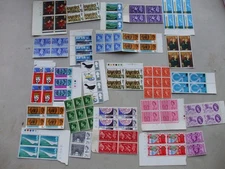 25 BLOCKS   PRE DECIMAL QUEEN ELIZABETH 2ND ETC  MINT STAMPS        LOT AD