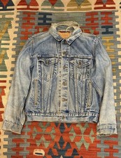 Vintage 1980s Levi  s 70506 0216 Denim Trucker Jacket Size 38 Made In USA 80s VTG