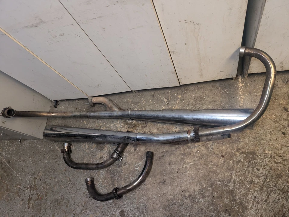 1983 Suzuki GS850G GS850 conjunto de tubos silenciadores de exaustão cromados - Imagem 3 de 4