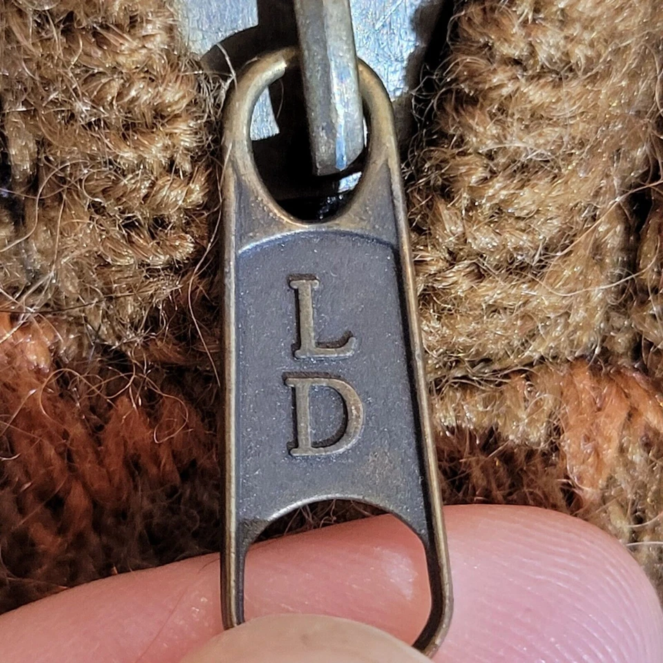 Suéter de Lana de Alpaca Adulto Pequeño Hecho a Mano en Perú Multicolor Cremallera Completa Llama Usado en Excelente Condición Foto 3 de 4