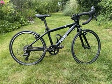Frog 58 Road Bike Black Drop Bar Rim Brakes Derailleur Bottle Cage