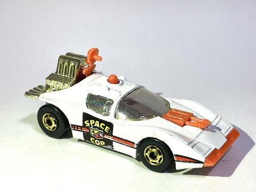 Hot Wheels 1977 White Science Friction Space Cop Made in Hong Kong