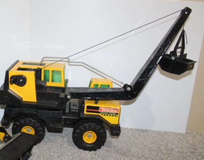 Vintage Tonka Mighty Diesel Steel XMB-975 Large Crane Clam Bucket