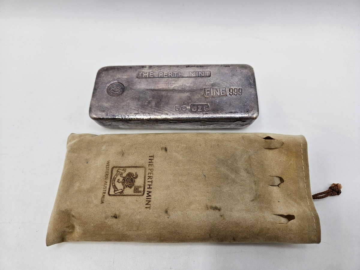 🌟 RARE Vintage 50 oz Perth Mint 4th Series Silver Bar W/BAG