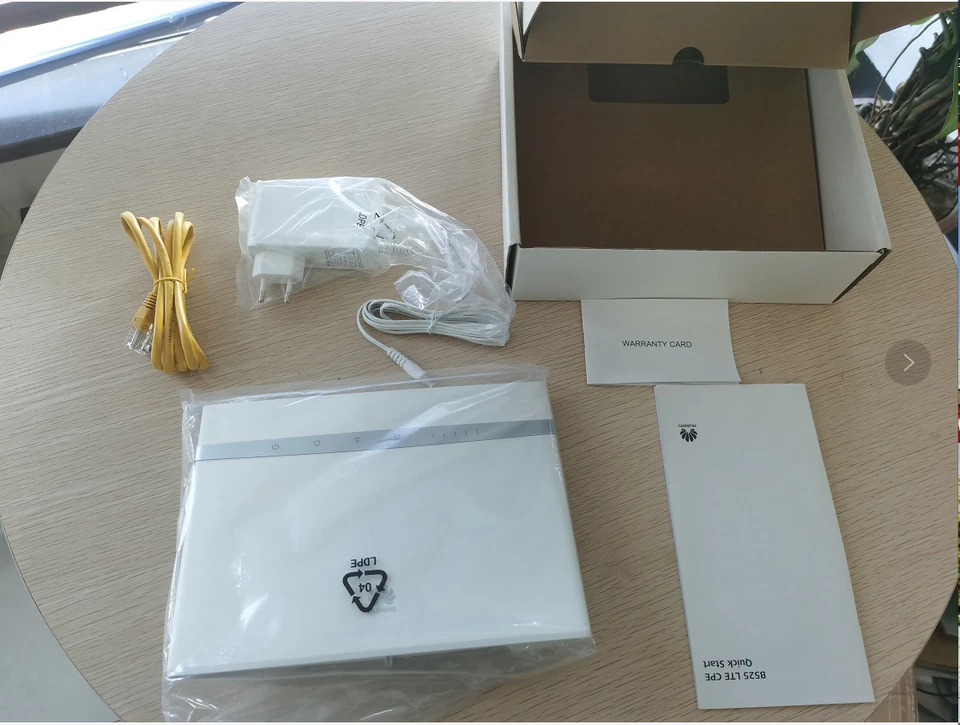 NEW UNLOCKED HUAWEI B525s-23a CAT6 300Mbps 4G LTE WIFI Cube ROUTER HOME OFFICE - Image 3 of 4