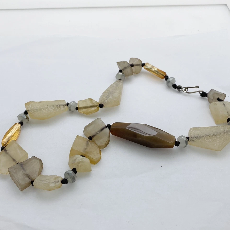 Collar Vintage Jaspe Genuino Crudo Lucita Único Anudado 20 en Artesanal Bohemio Foto 3 de 4